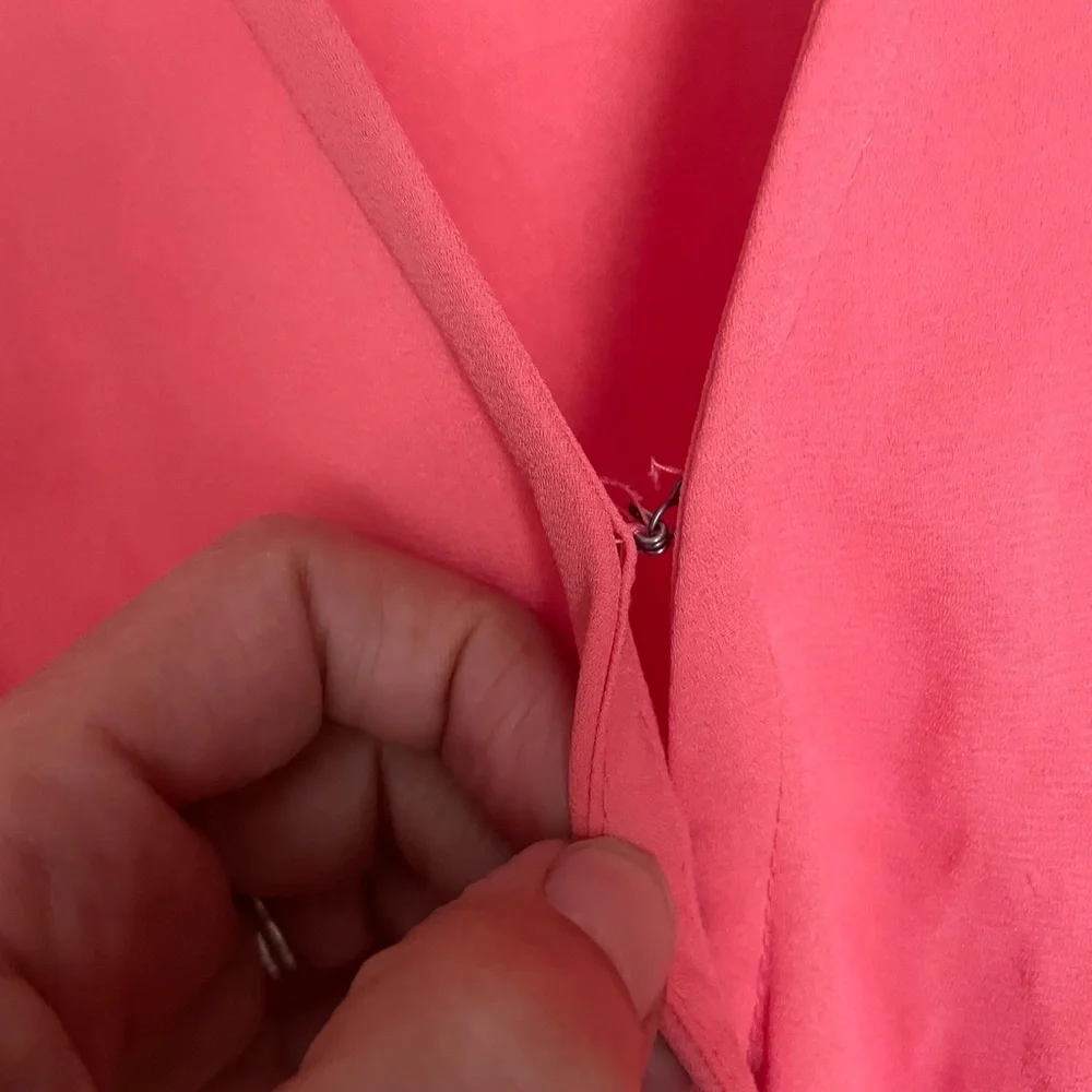 Abercrombie & Fitch Coral V-Neck Flutter Sleeve Wrap Dress Sz M